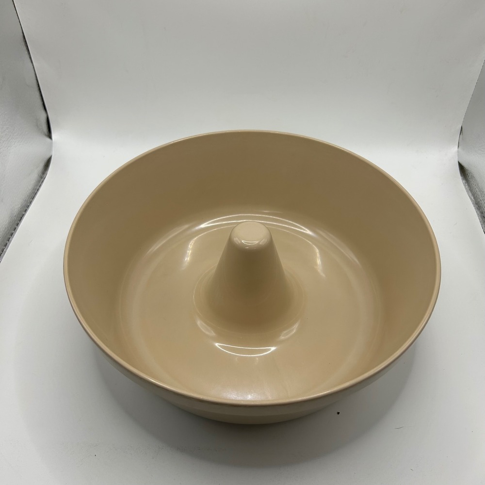 Anchor Hocking Microware PM459-T1 Tan Beige Ring Mold Pan 9.5 Inch Made in USA